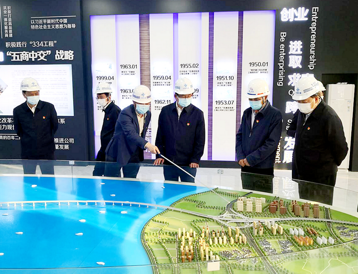 0219【工程公司】福建省委常委、廈門(mén)市委書(shū)記趙龍調(diào)研翔安大橋（第二東通道）項(xiàng)目-1_調(diào)整大小.png